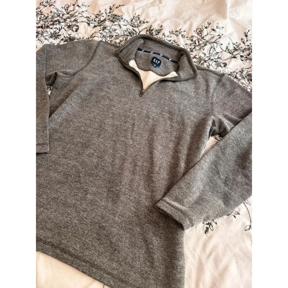 Gap quarter zip pullover sweater men’s M